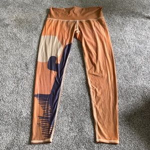 Teeki Coyote Moon Dusk Hot Pants size L